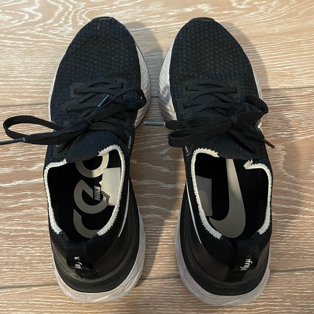 Nike Running React Infinity Run Flyknit 3 Sneaker… - image 3